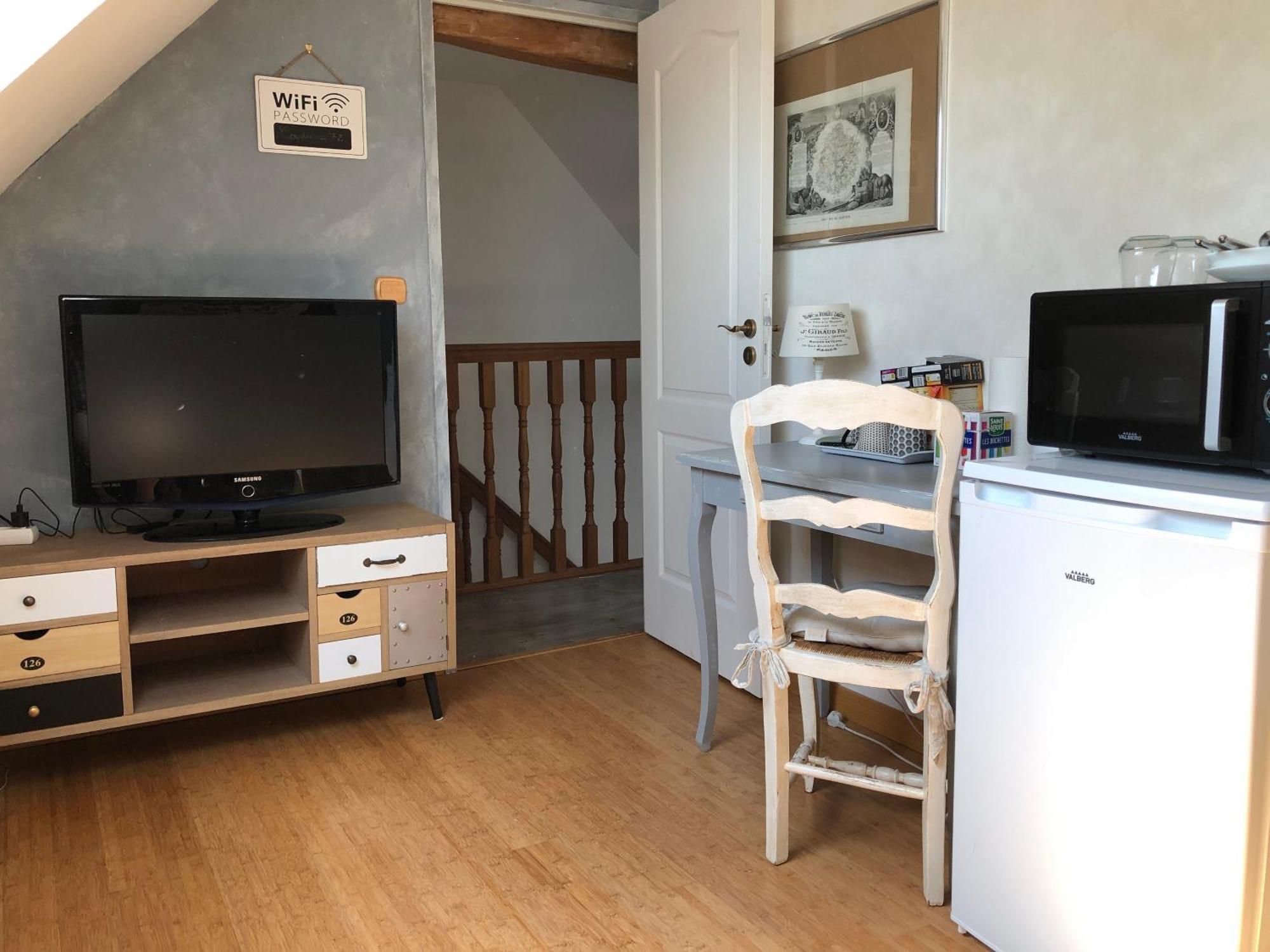 Chambre Double Avec Sdb Privee Au Milieu Des Champs Apartment Teloche ภายนอก รูปภาพ